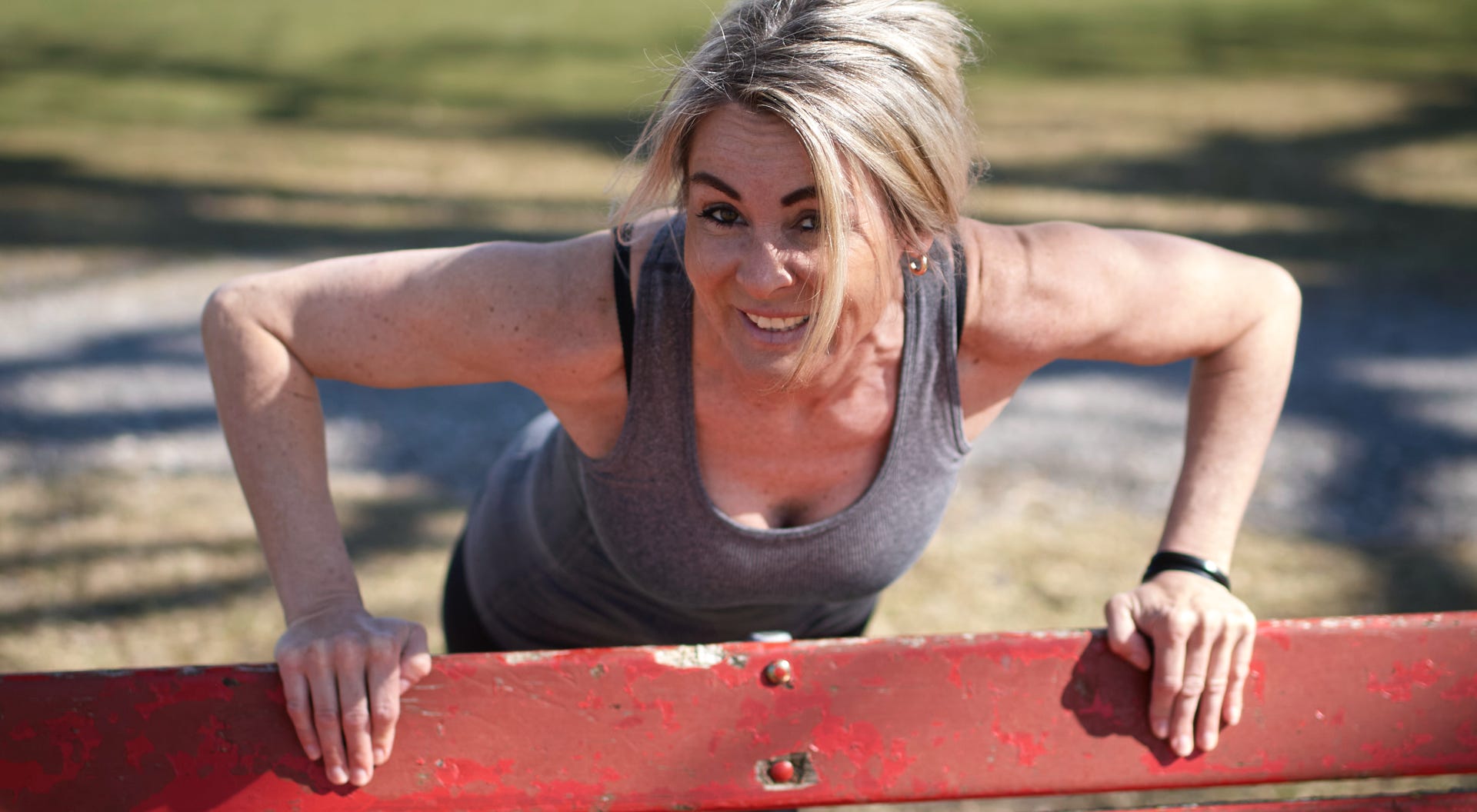 Hochintensives Intervalltraining, Seniorengymnastik, Fit/Gym oder Streetfit – Fitness an der frischen Luft